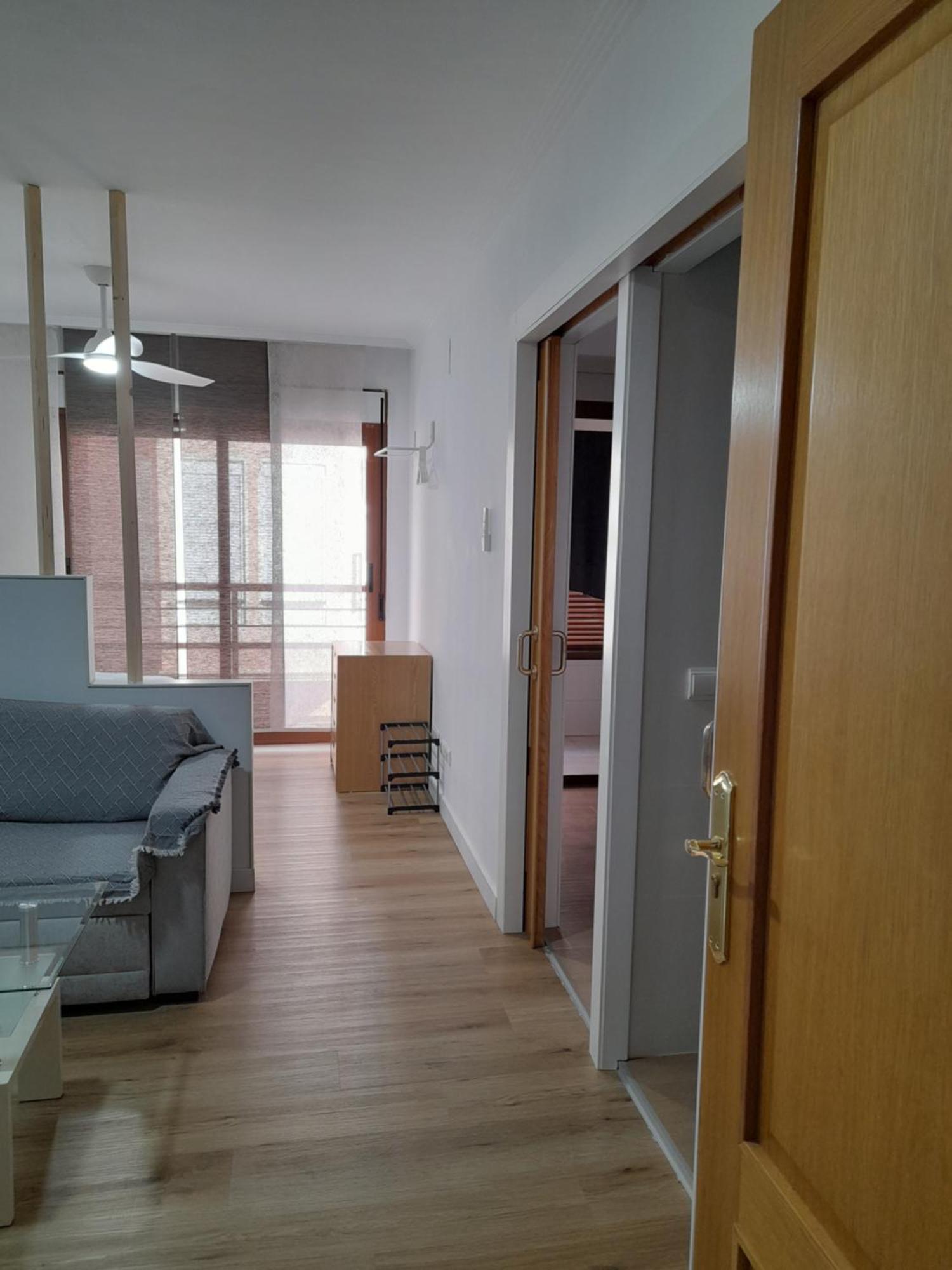 Comodo Aparta Estudio Centrico En Alicante Exterior foto
